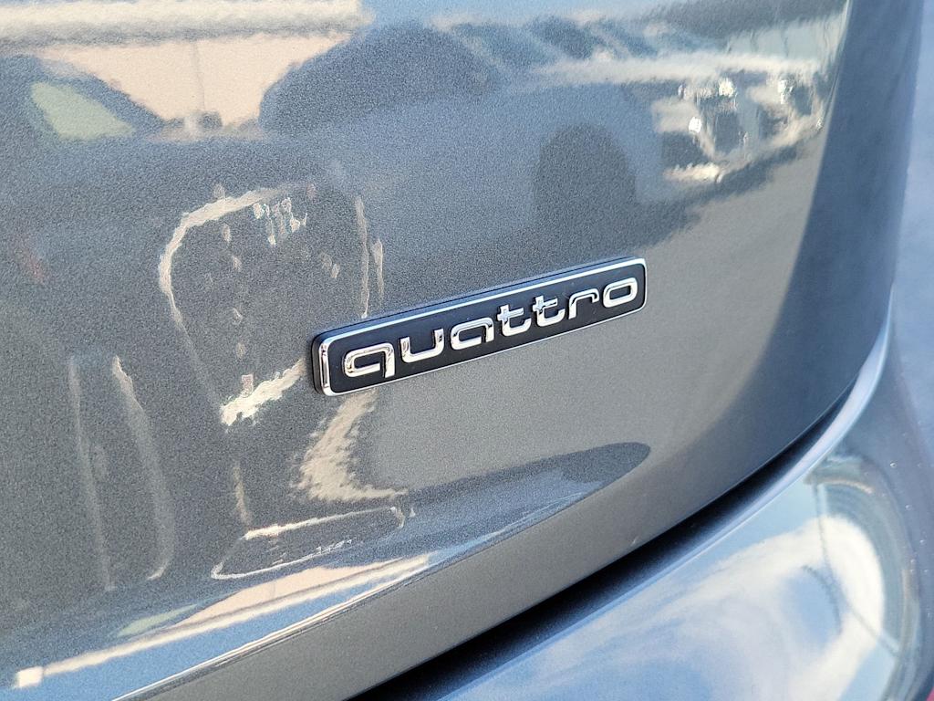 Thumbnail: 2022 Audi Q5 - 20