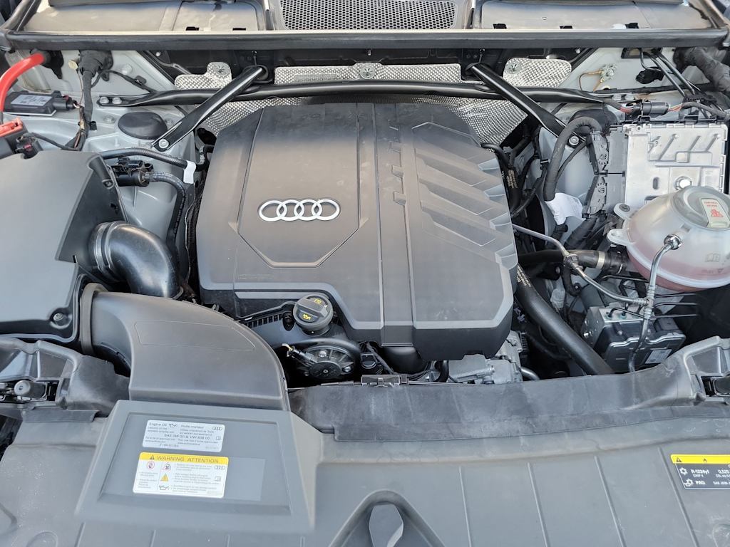 Thumbnail: 2023 Audi Q5 - 9
