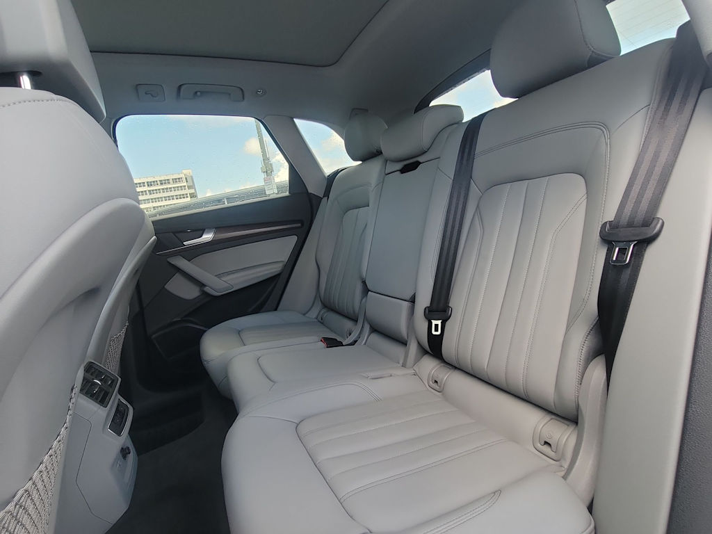 Thumbnail: 2023 Audi Q5 - 27