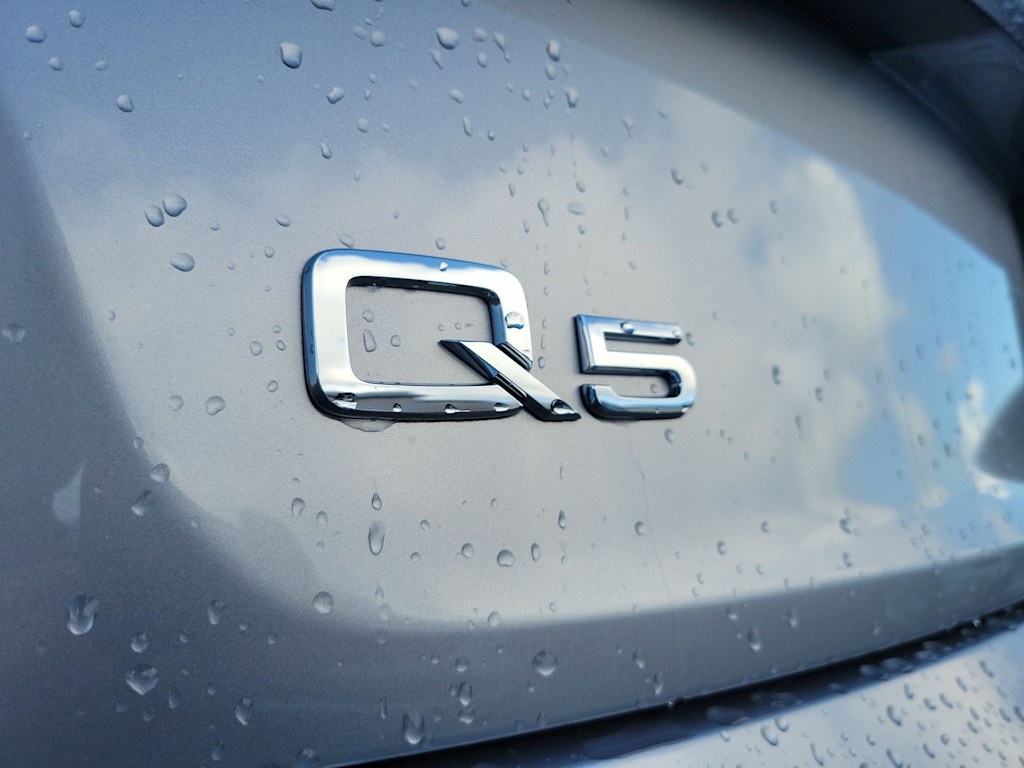 Thumbnail: 2023 Audi Q5 - 24