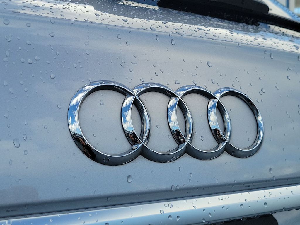 Thumbnail: 2023 Audi Q5 - 7