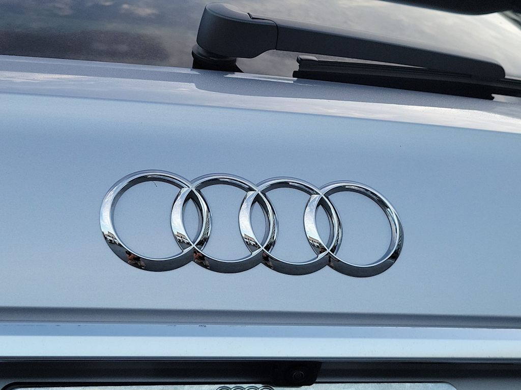 Thumbnail: 2023 Audi Q5 - 7