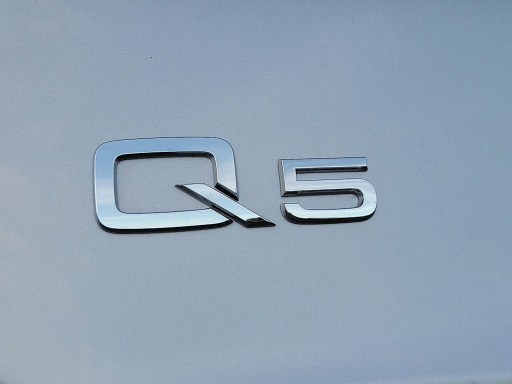 Thumbnail: 2023 Audi Q5 - 24