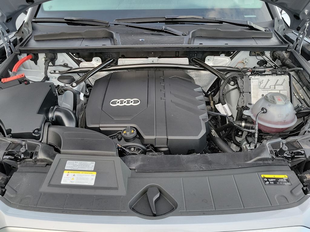 Thumbnail: 2023 Audi Q5 - 9