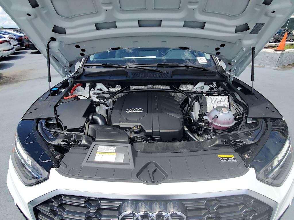 Thumbnail: 2023 Audi Q5 - 9