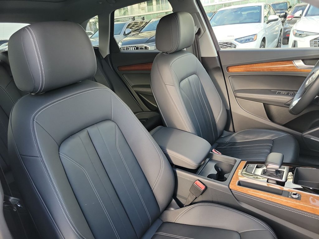Thumbnail: 2023 Audi Q5 - 12