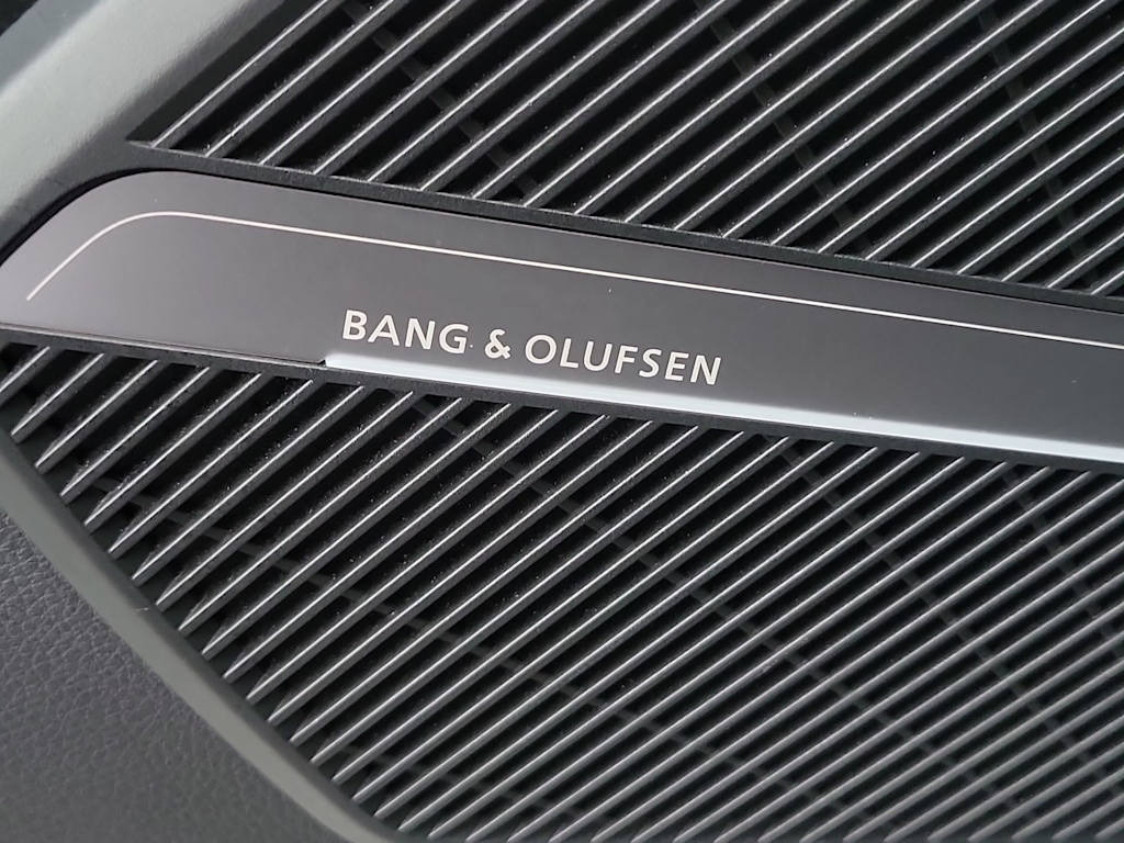 Thumbnail: 2022 Audi Q5 - 32