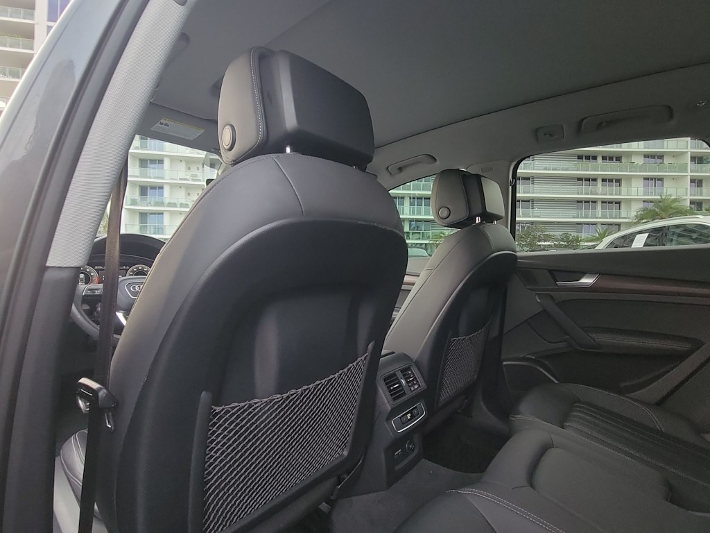 Thumbnail: 2022 Audi Q5 - 13