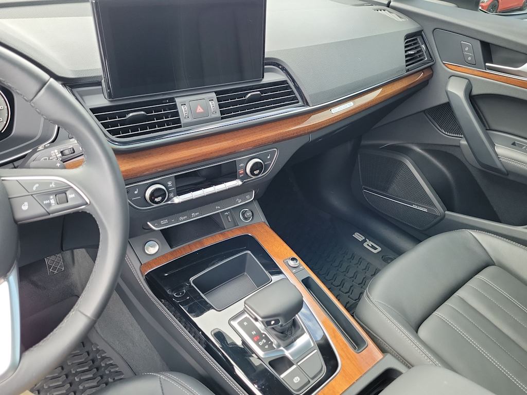 Thumbnail: 2023 Audi Q5 - 14