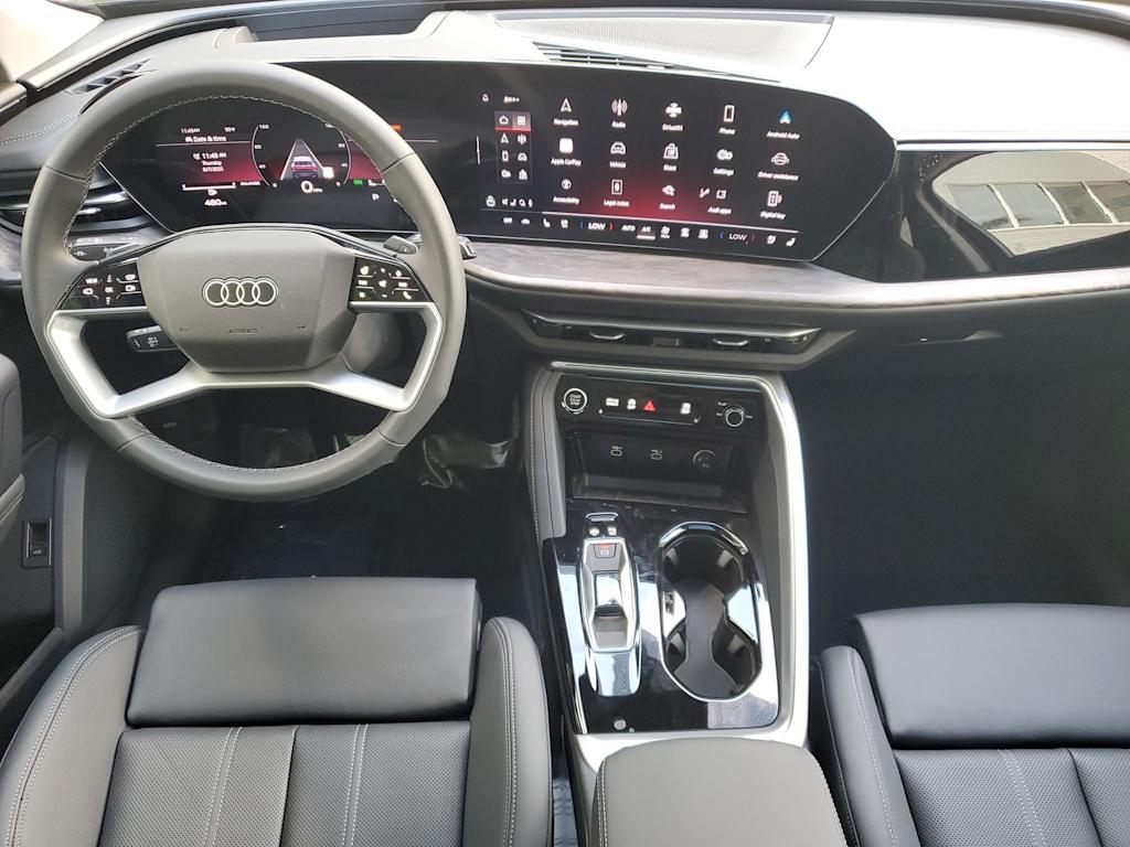 Thumbnail: 2025 Audi Q5 - 8