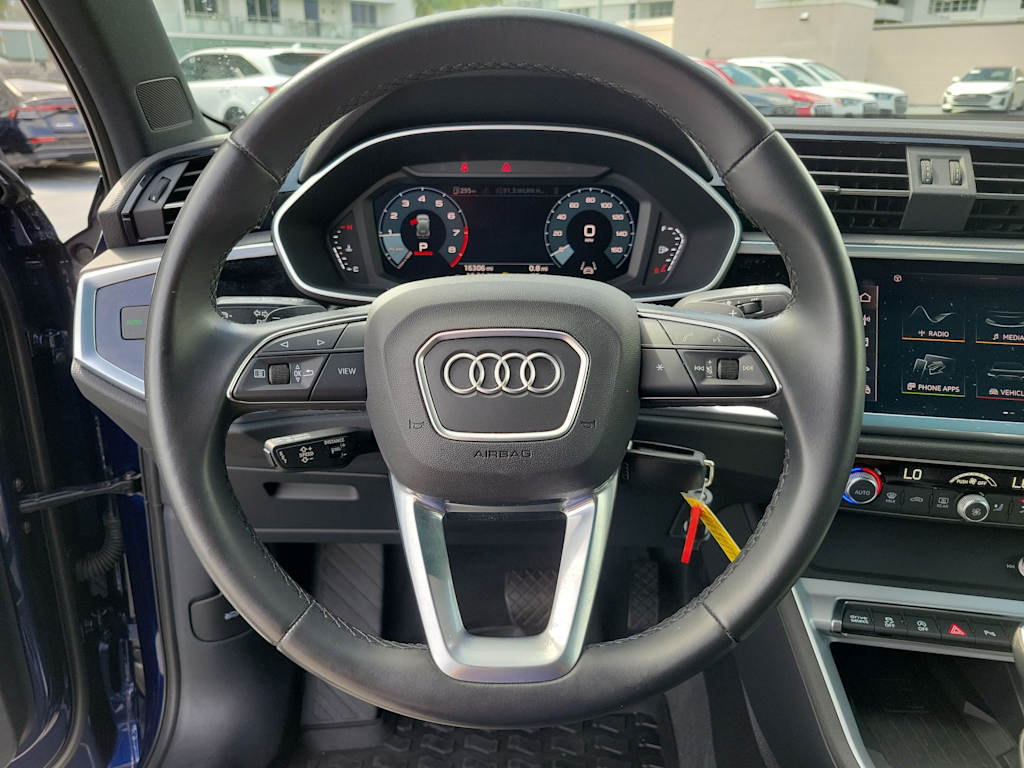 Thumbnail: 2022 Audi Q3 - 13
