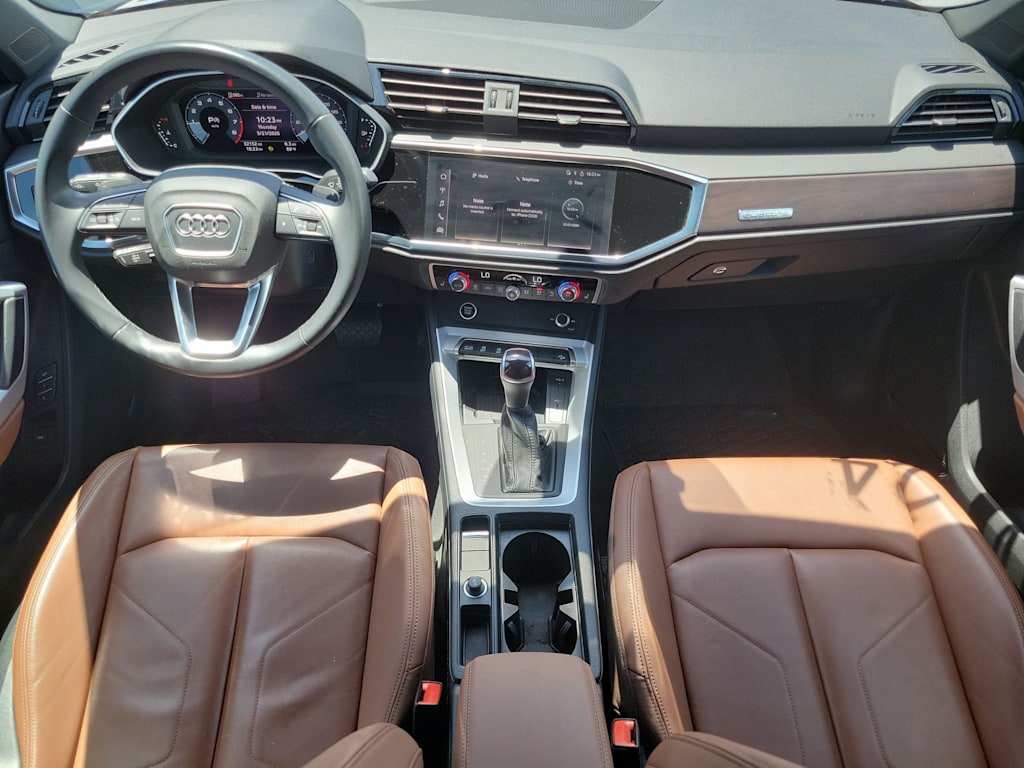 Thumbnail: 2024 Audi Q3 - 9