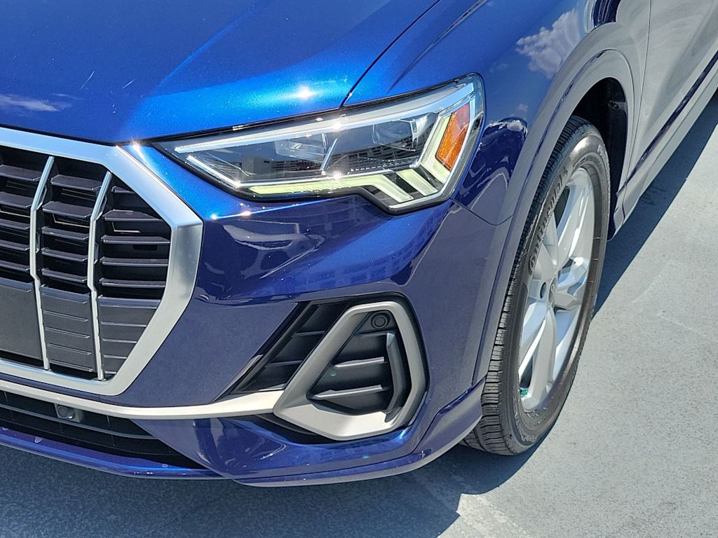 Thumbnail: 2024 Audi Q3 - 21