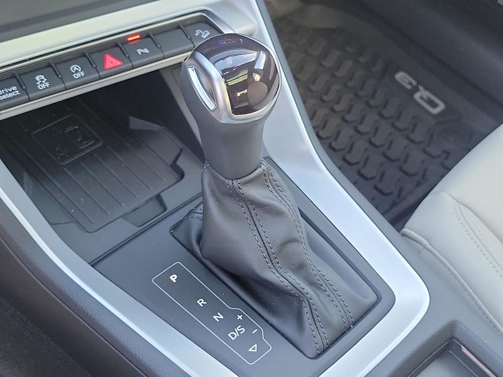 Thumbnail: 2023 Audi Q3 - 37