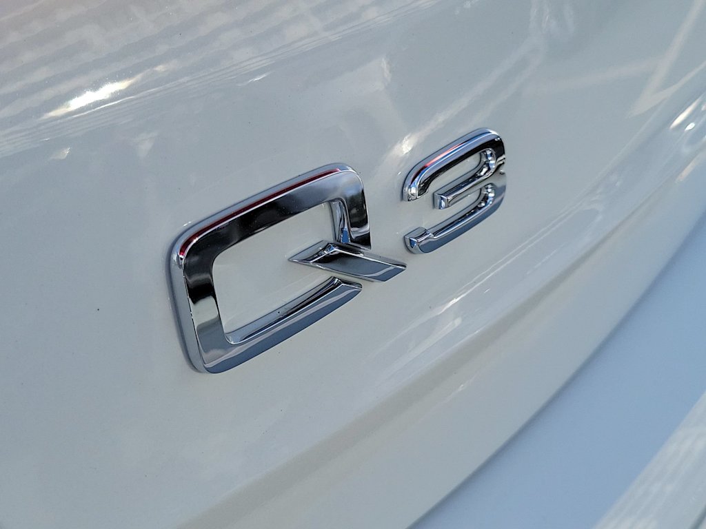 Thumbnail: 2023 Audi Q3 - 24