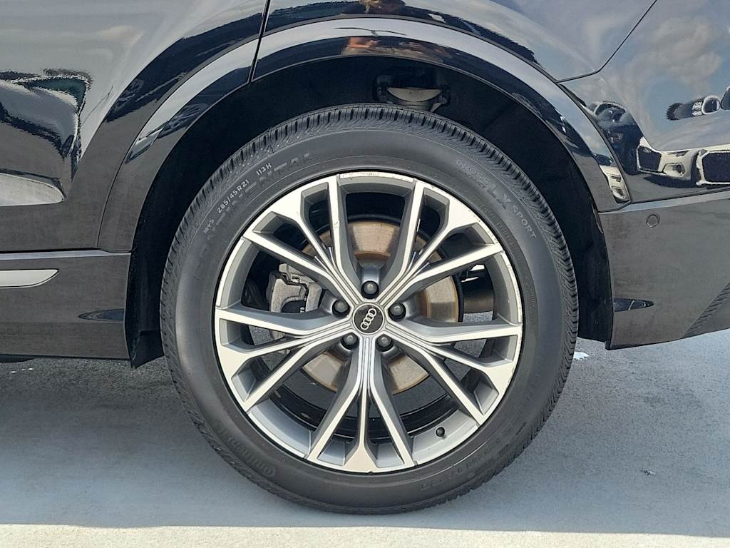 Thumbnail: 2021 Audi Q8 - 8