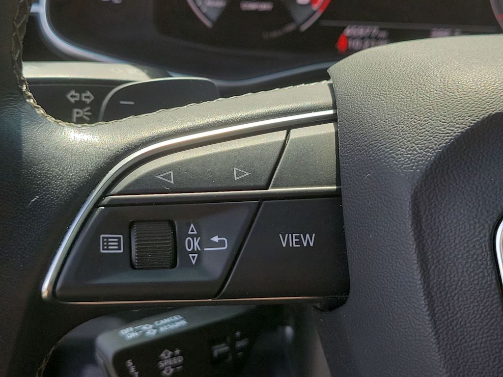 Thumbnail: 2021 Audi Q8 - 29