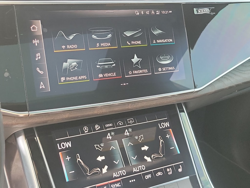 Thumbnail: 2021 Audi Q8 - 33