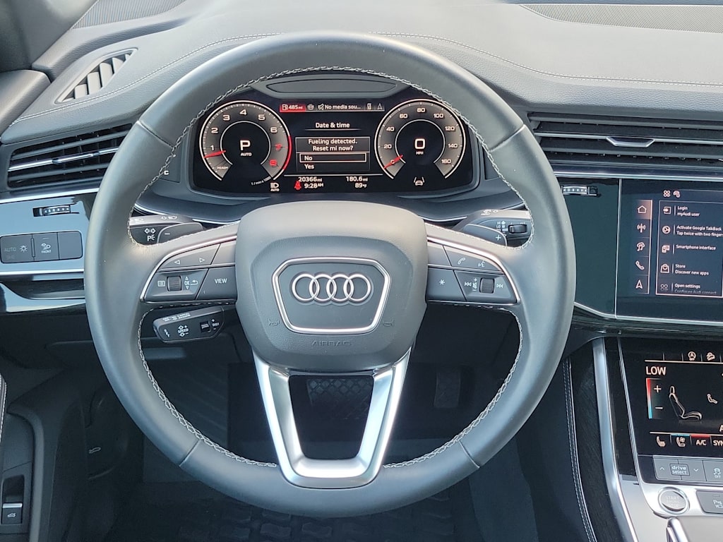 Thumbnail: 2024 Audi Q8 - 14