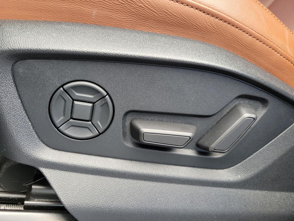 Thumbnail: 2023 Audi Q8 - 24