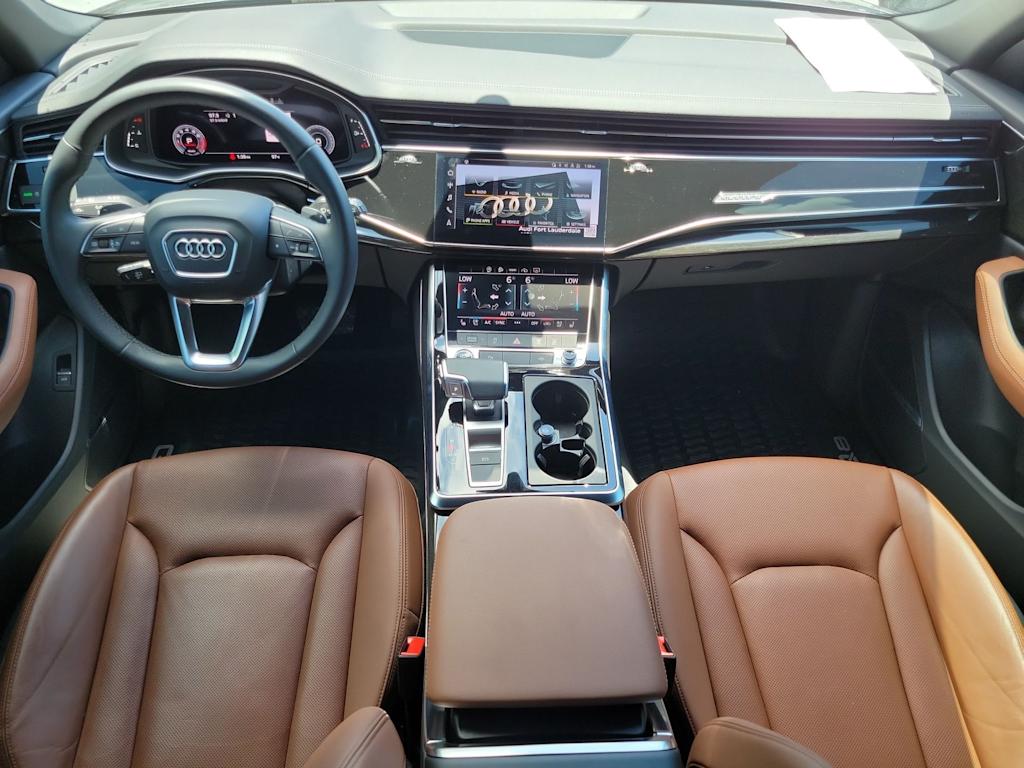 Thumbnail: 2023 Audi Q8 - 9