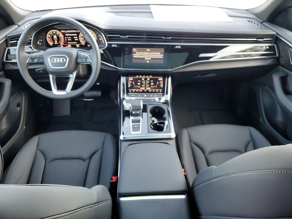 Thumbnail: 2023 Audi Q8 - 10