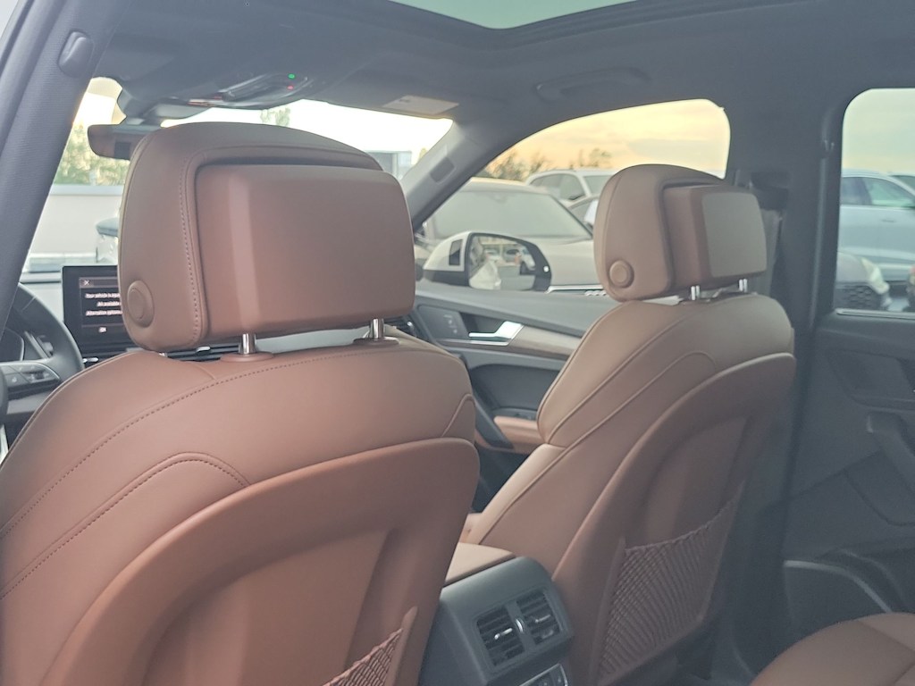 Thumbnail: 2023 Audi Q5 - 12