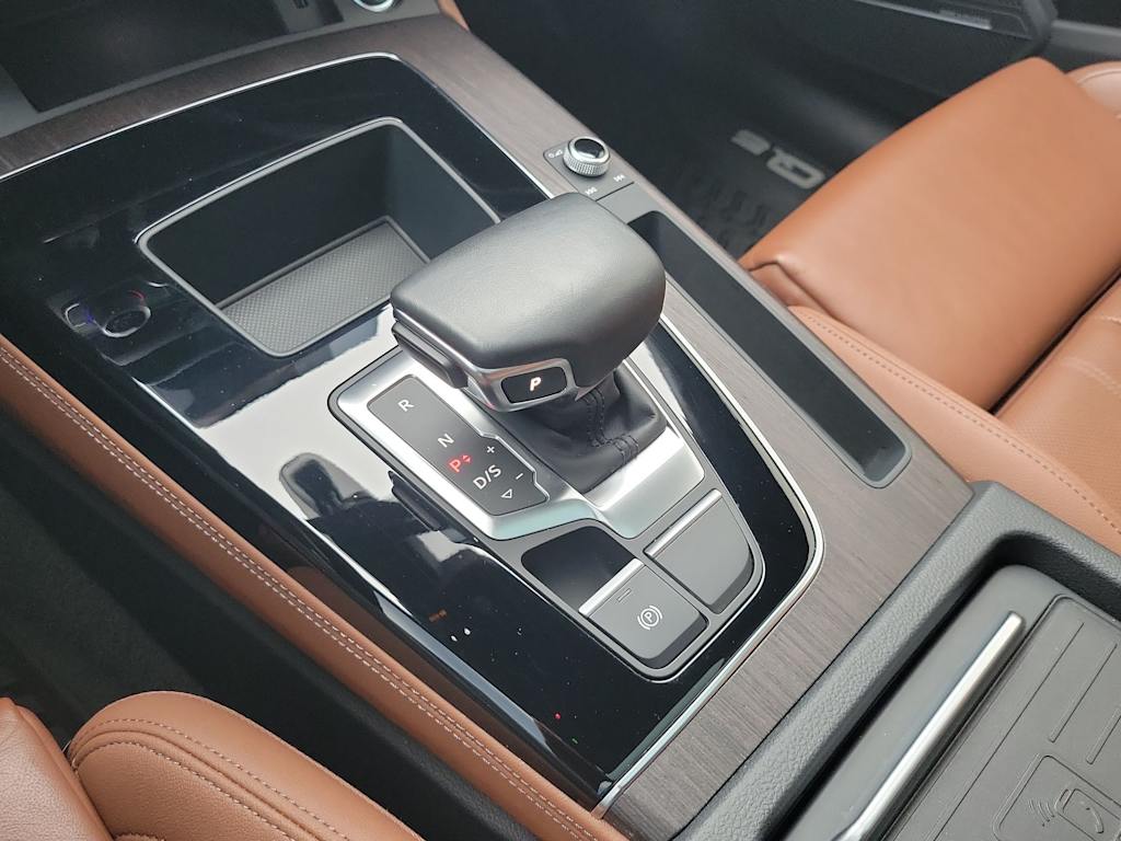 Thumbnail: 2023 Audi Q5 - 35