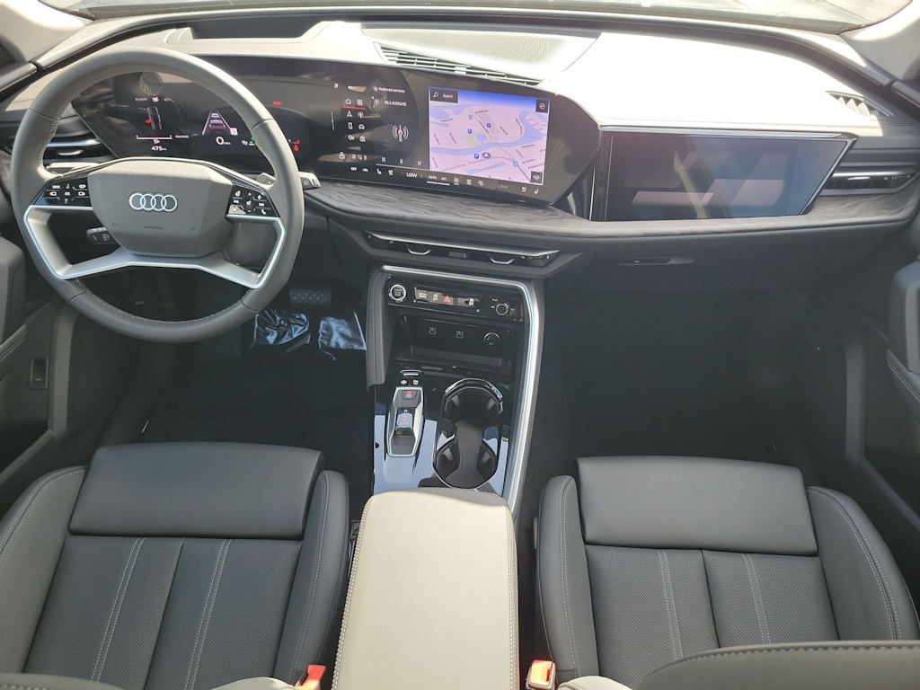 Thumbnail: 2025 Audi Q5 - 10