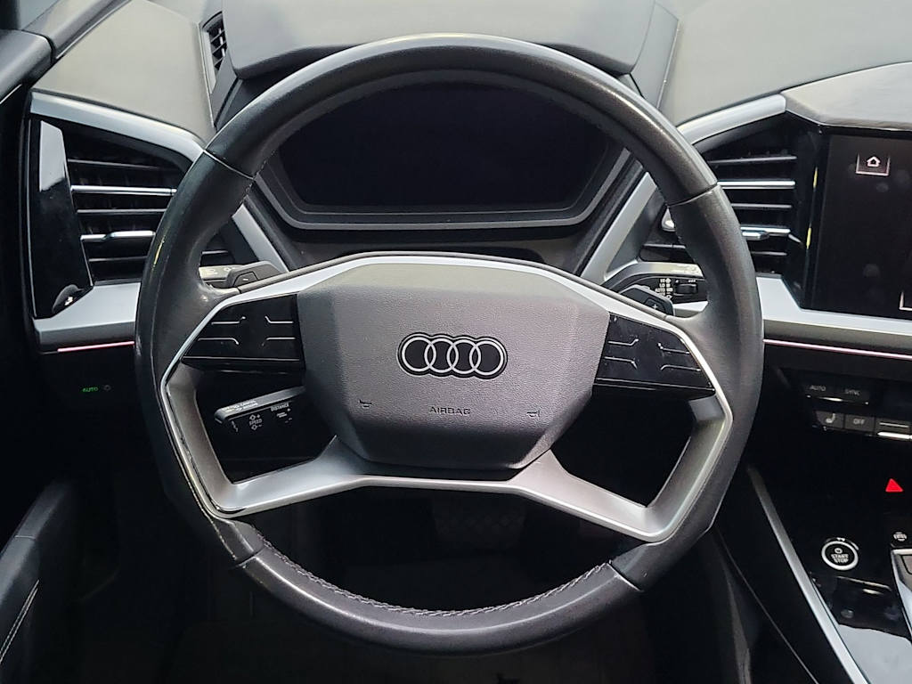 Thumbnail: 2023 Audi Q4 e-tron - 14