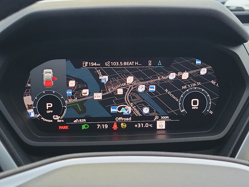 Thumbnail: 2023 Audi Q4 e-tron - 17