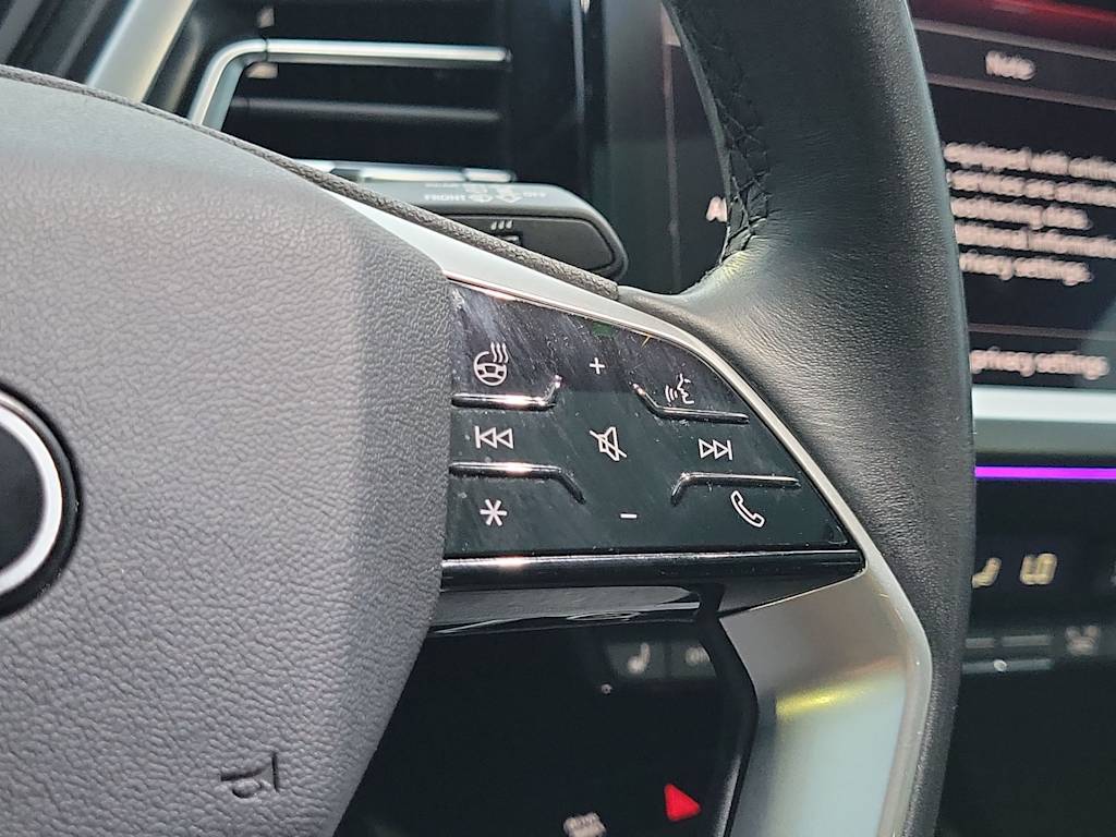 Thumbnail: 2023 Audi Q4 e-tron - 30