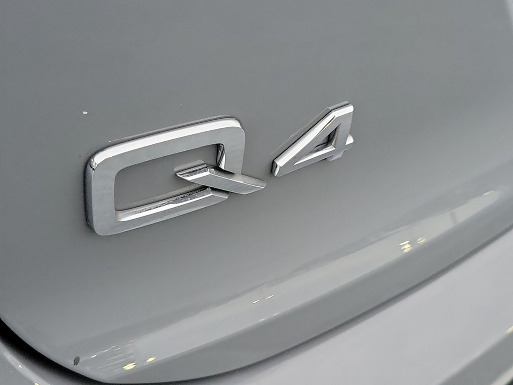 Thumbnail: 2023 Audi Q4 e-tron - 24