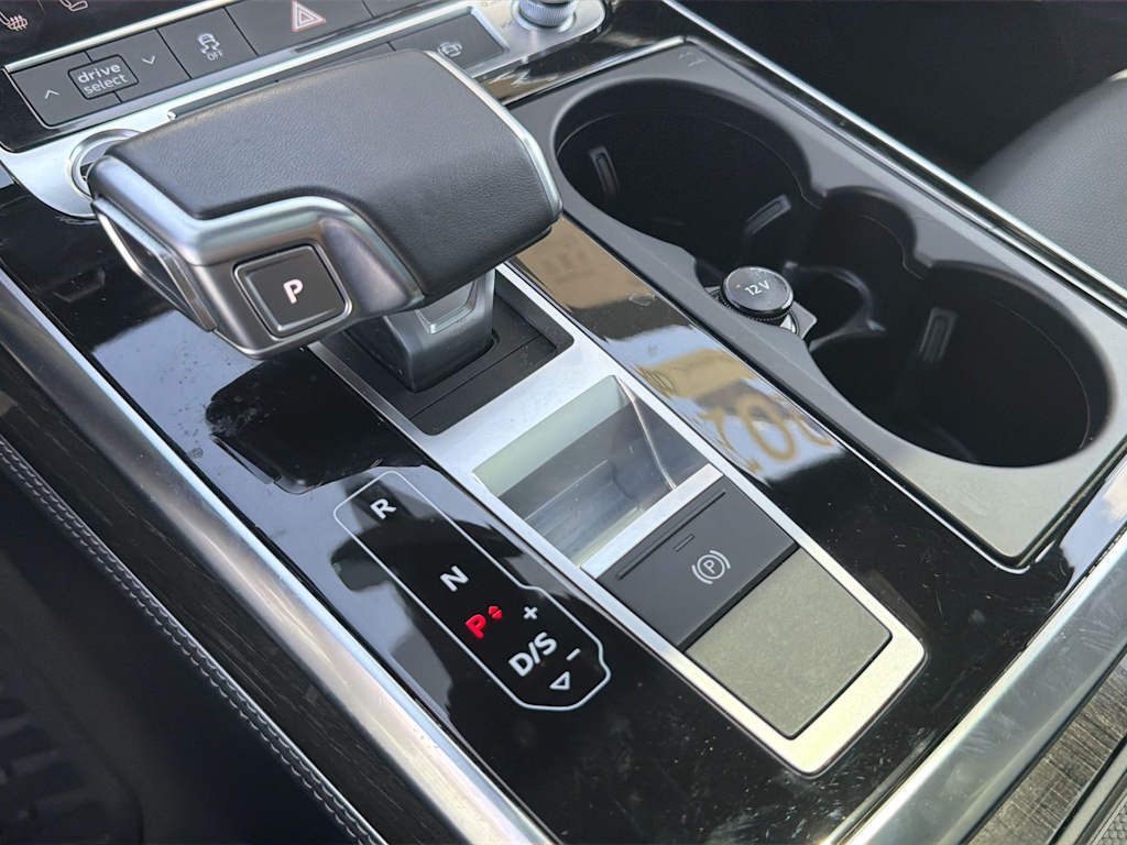 Thumbnail: 2025 Audi Q7 - 31