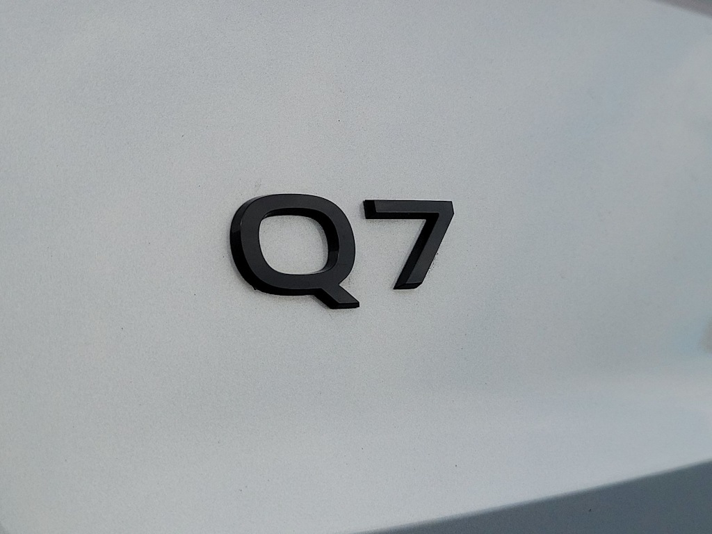 Thumbnail: 2026 Audi Q7 - 23