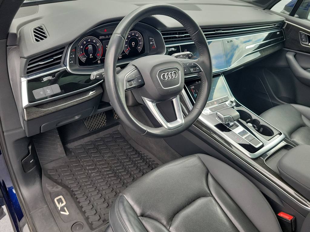 Thumbnail: 2020 Audi Q7 - 2