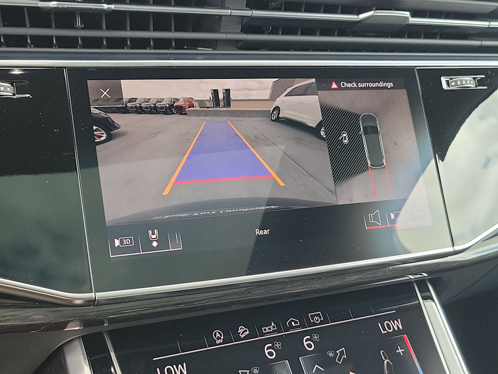 Thumbnail: 2020 Audi Q7 - 15