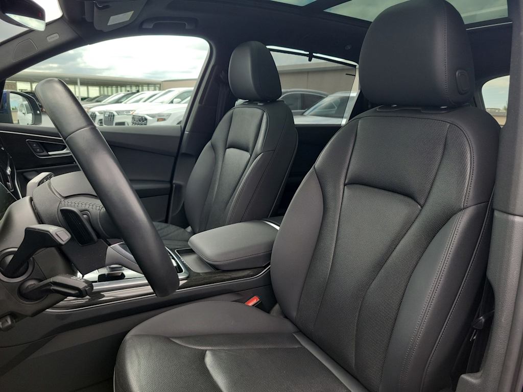 Thumbnail: 2020 Audi Q7 - 11