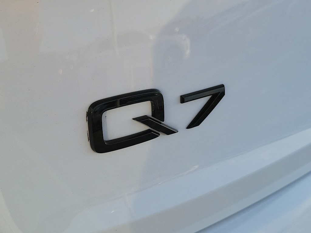 Thumbnail: 2023 Audi Q7 - 24