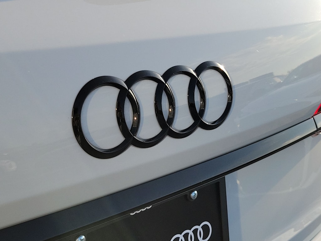Thumbnail: 2023 Audi Q7 - 7