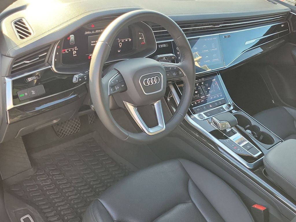 Thumbnail: 2023 Audi Q7 - 2