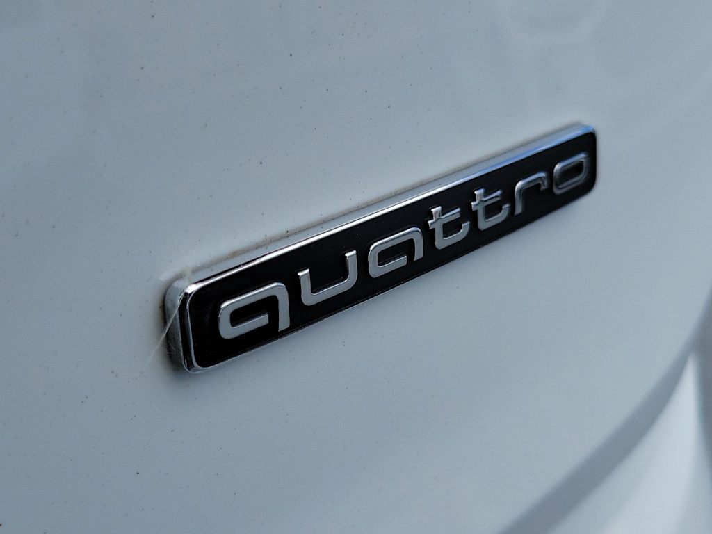 Thumbnail: 2023 Audi Q7 - 7