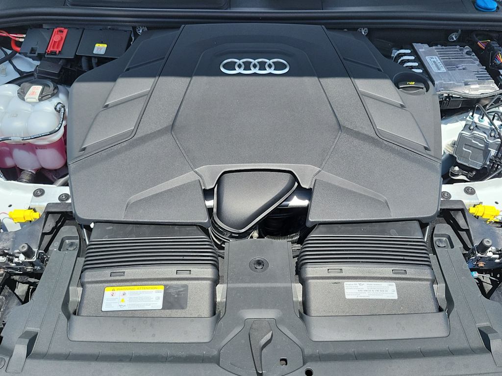 Thumbnail: 2026 Audi Q7 - 9