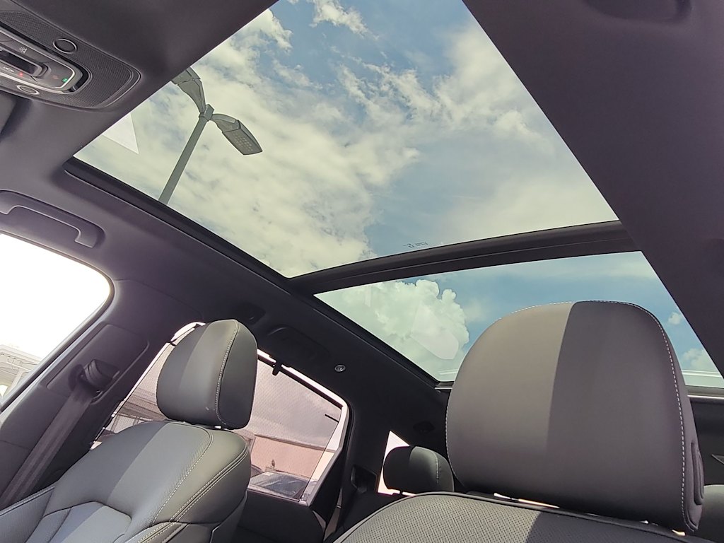 Thumbnail: 2026 Audi Q7 - 24