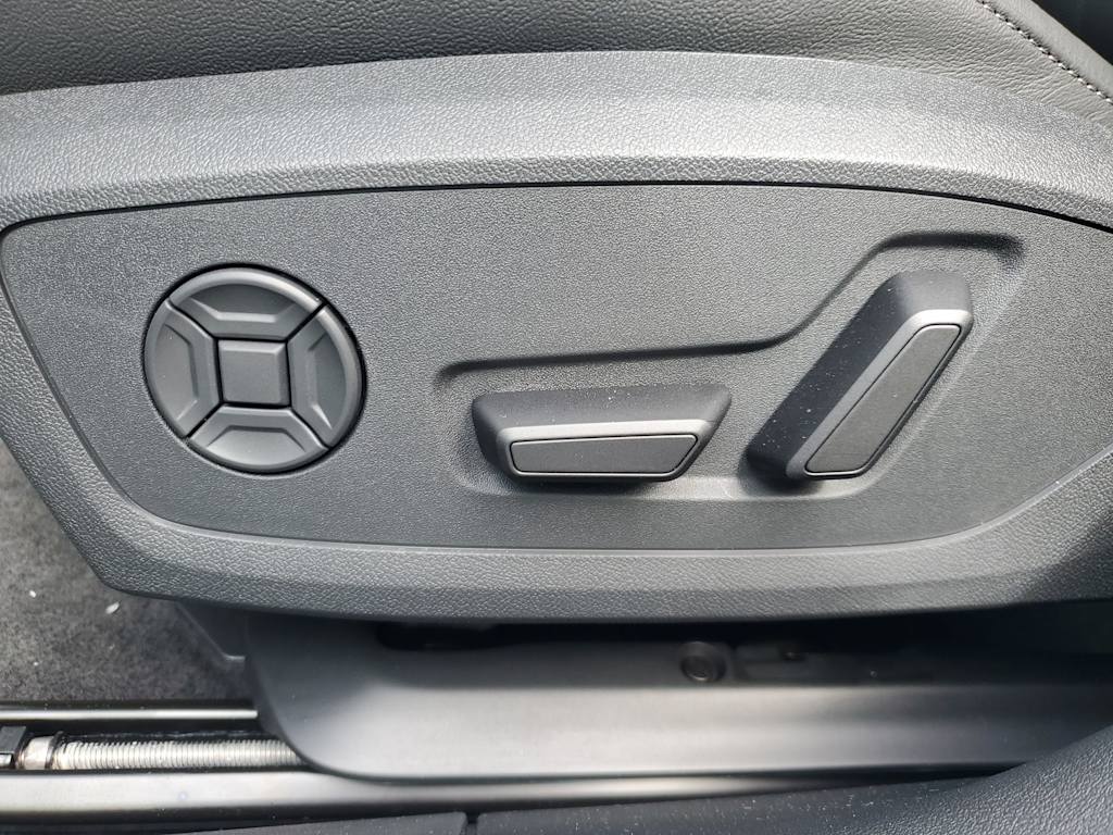 Thumbnail: 2025 Audi A5 - 18