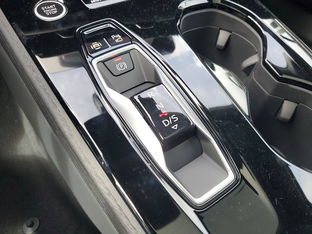 Thumbnail: 2025 Audi A5 - 12