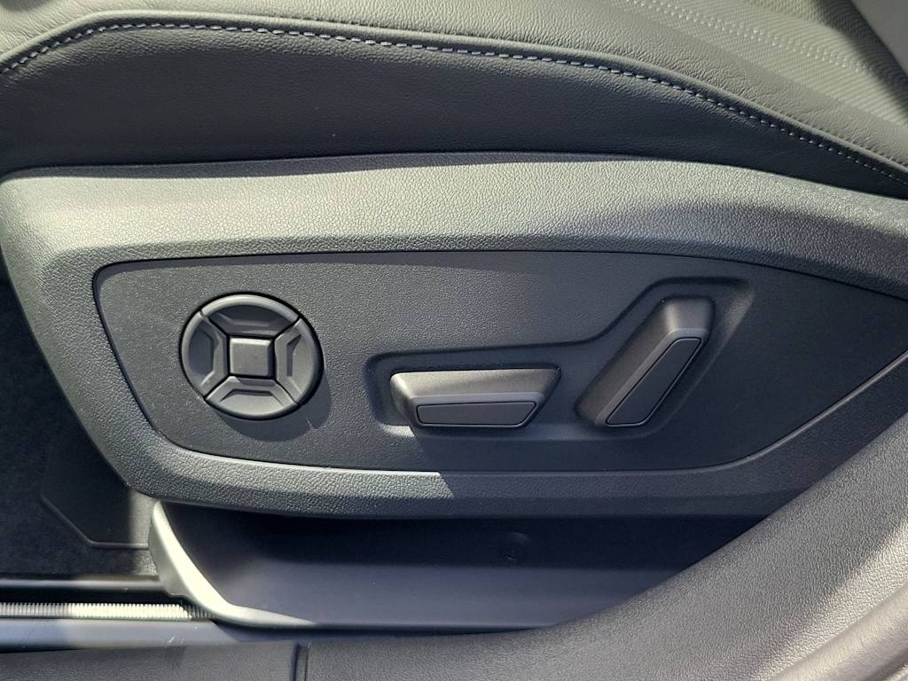 Thumbnail: 2025 Audi A5 - 22