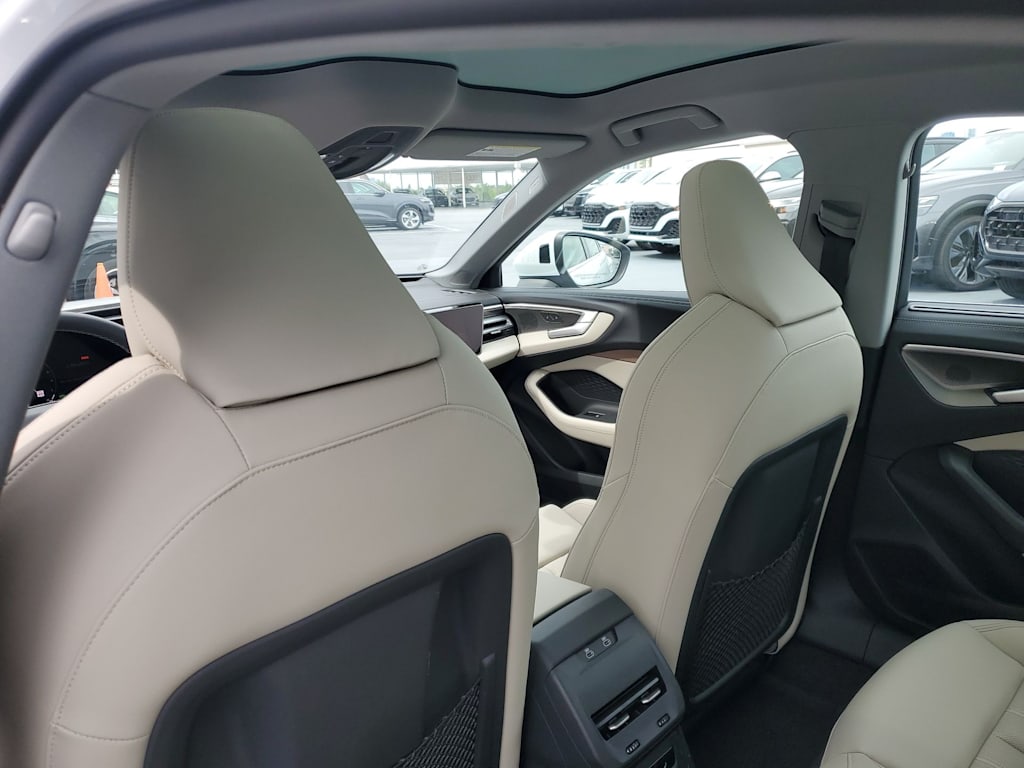 Thumbnail: 2025 Audi A5 - 10