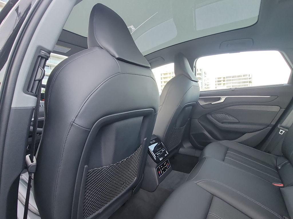Thumbnail: 2026 Audi A6 - 12