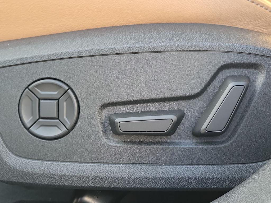 Thumbnail: 2026 Audi A6 - 24